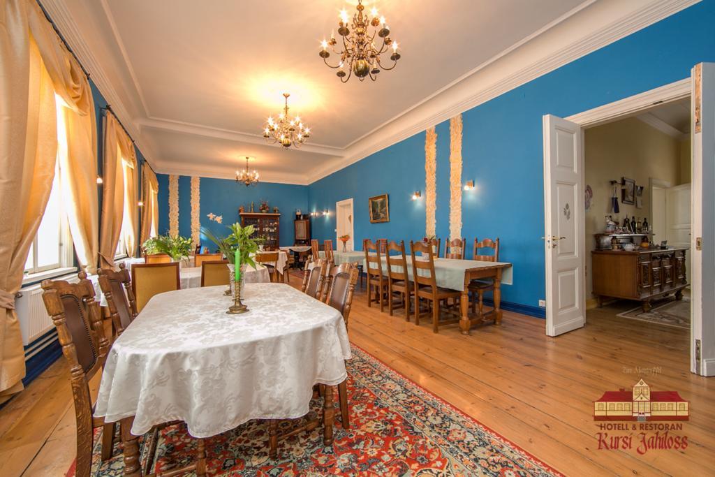 Kursi Hunting Manor Hotel Puurmani Bagian luar foto